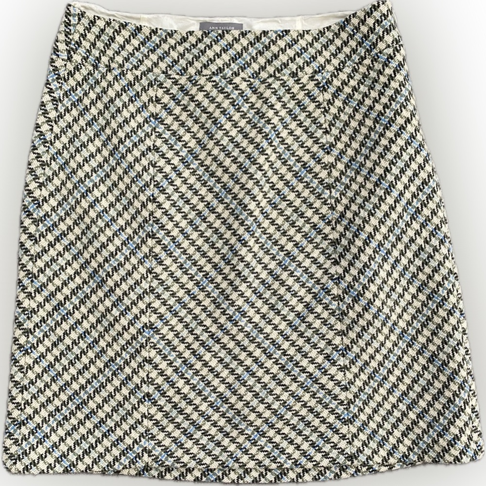 Ann Taylor Wool Blend A Line Skirt - Size 6 - EUC